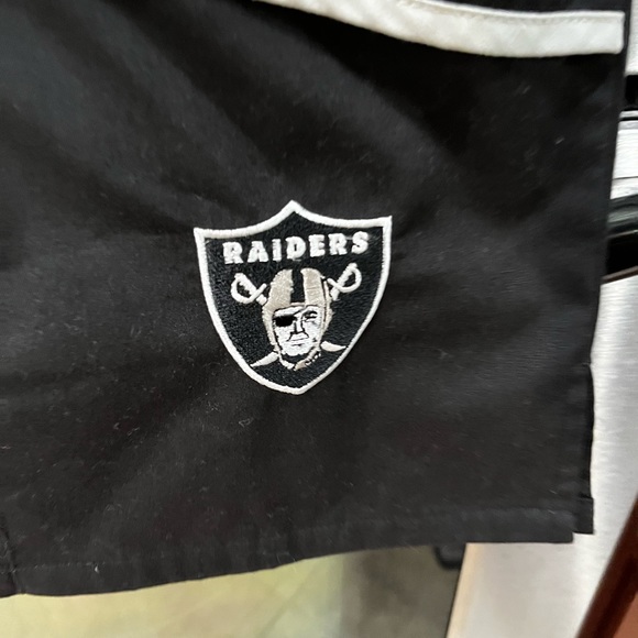 NFL Raiders scrub top - Picture 2 of 7
